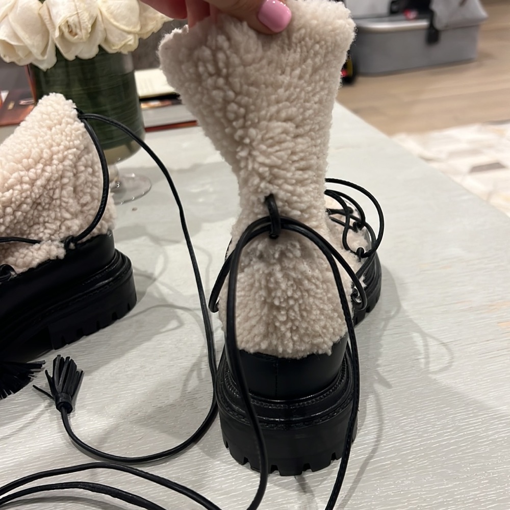 Aquazzura leather and shearling boots - Picture 4 of 6